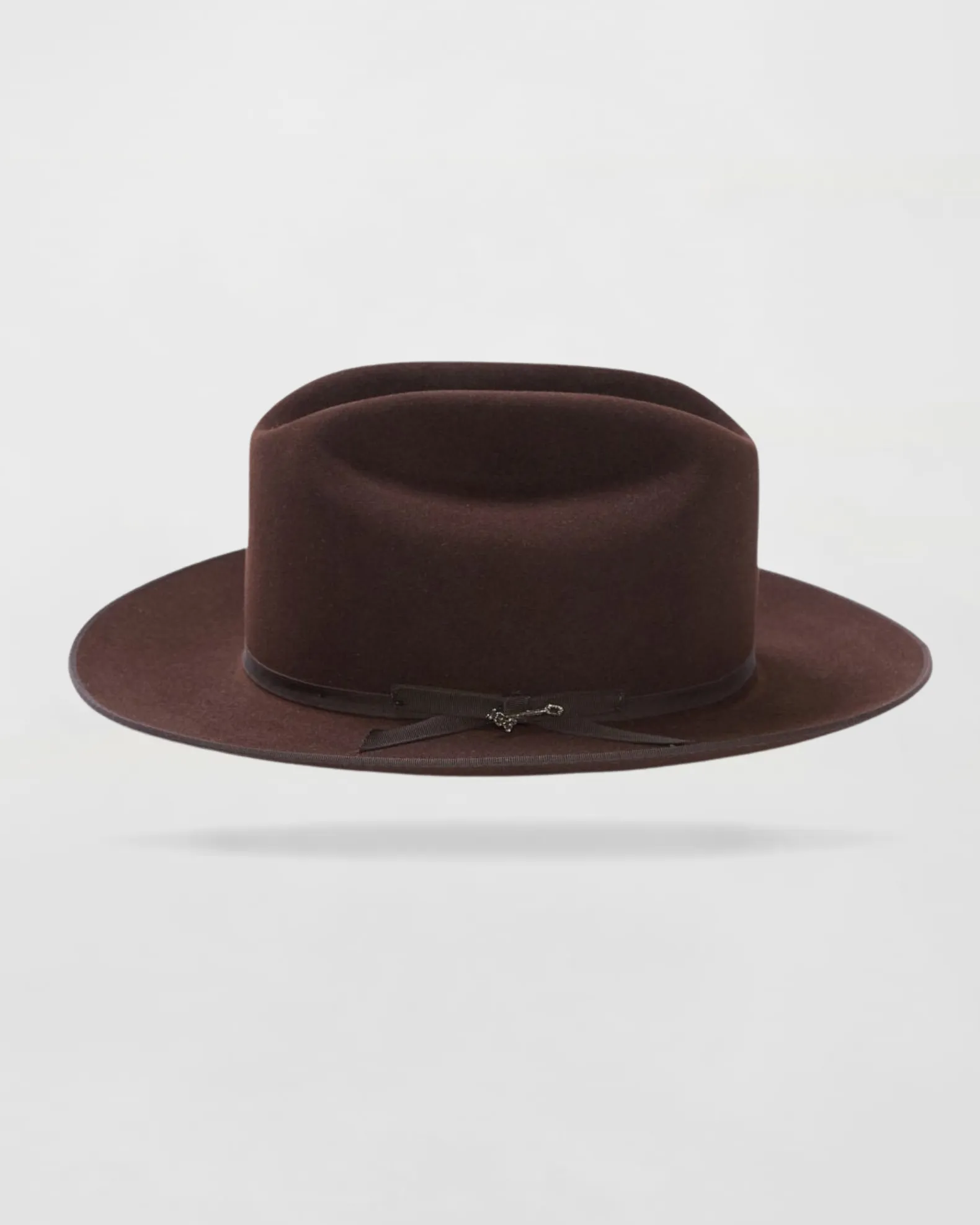 Classic Charm Felt Outdoor Hat in Silverbelly