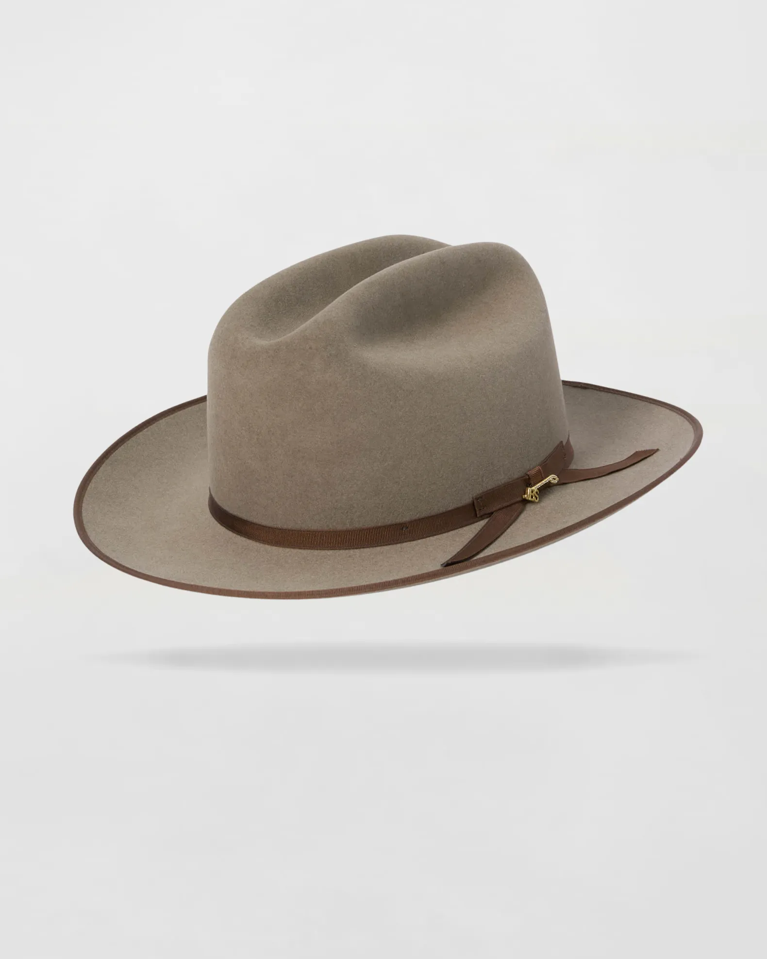 Classic Charm Felt Outdoor Hat in Silverbelly