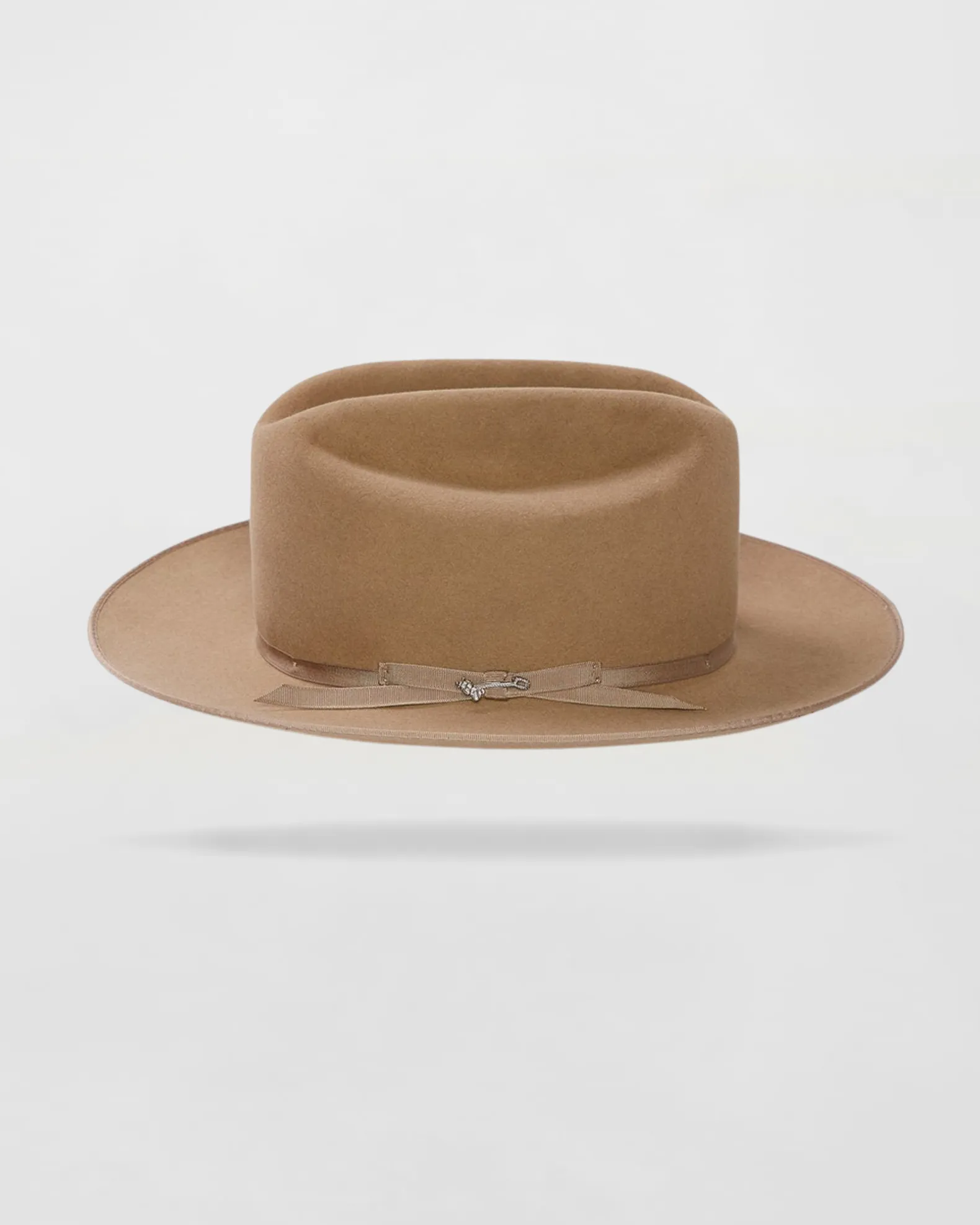 Classic Charm Felt Outdoor Hat in Silverbelly