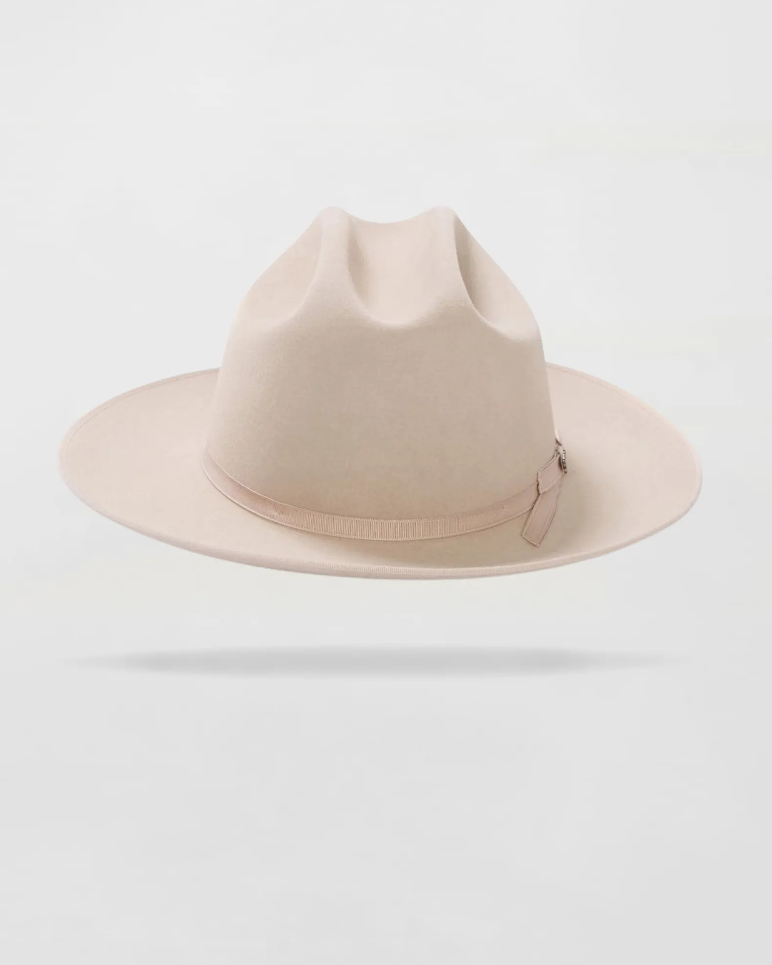 Classic Charm Felt Outdoor Hat in Silverbelly