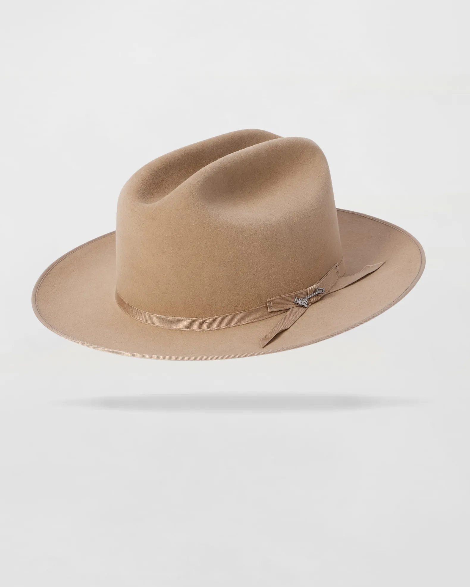 Classic Charm Felt Outdoor Hat in Silverbelly