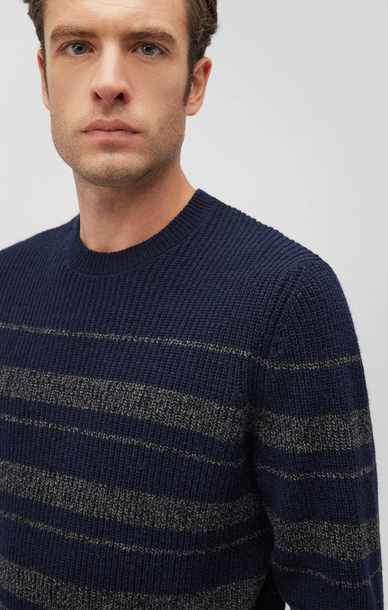 CREW NECK SWEATER IN TOTAL ECLIPSE