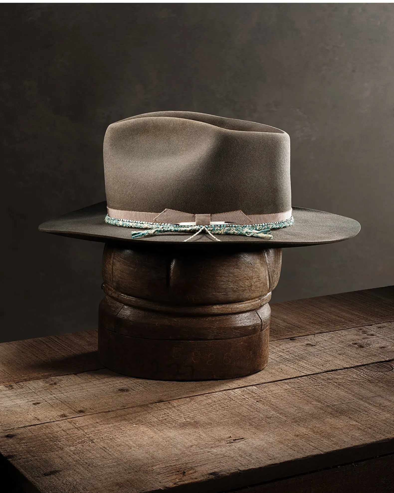 Dapper Dreams Felt Fedora Outdoor Hat in Cacao