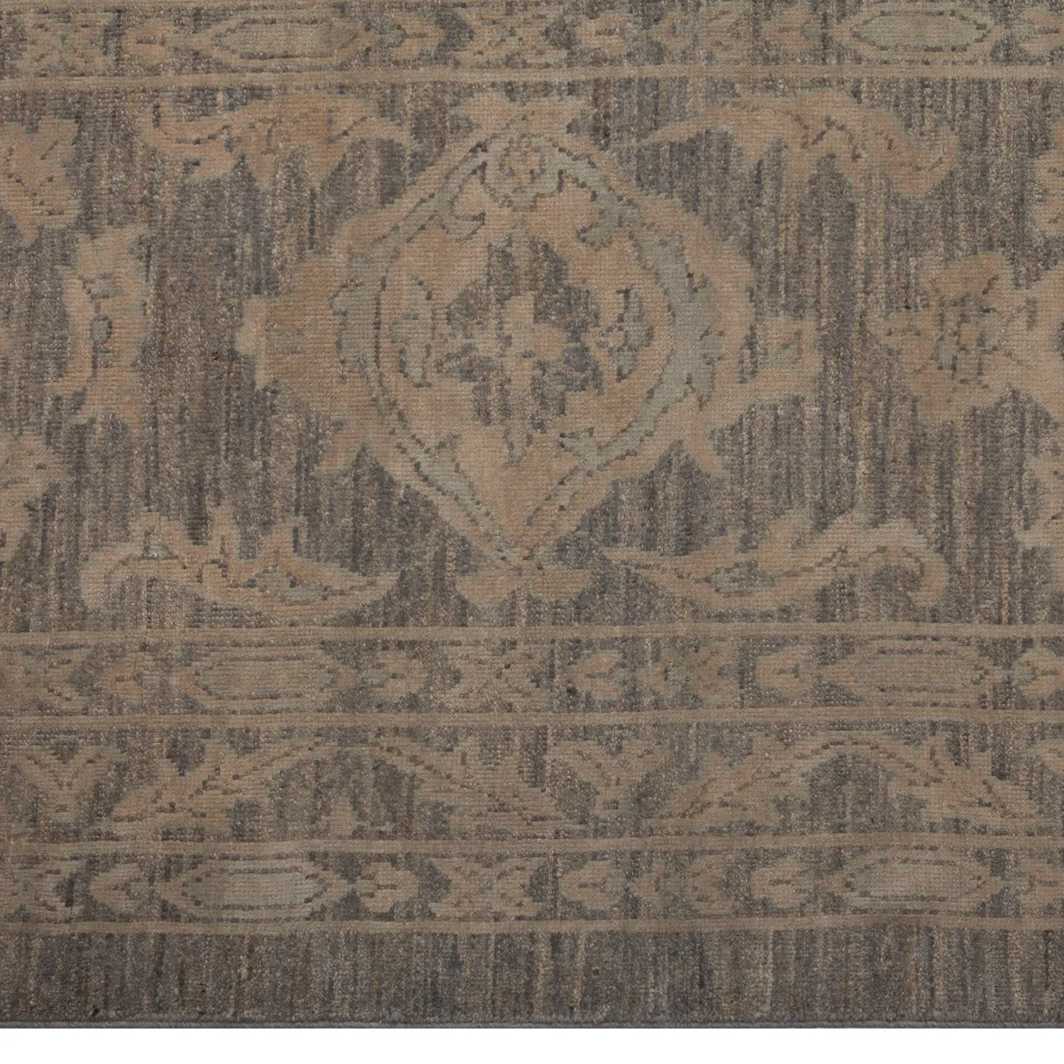 Grey Traditional Wool Rug - 15'8" x 26'1"