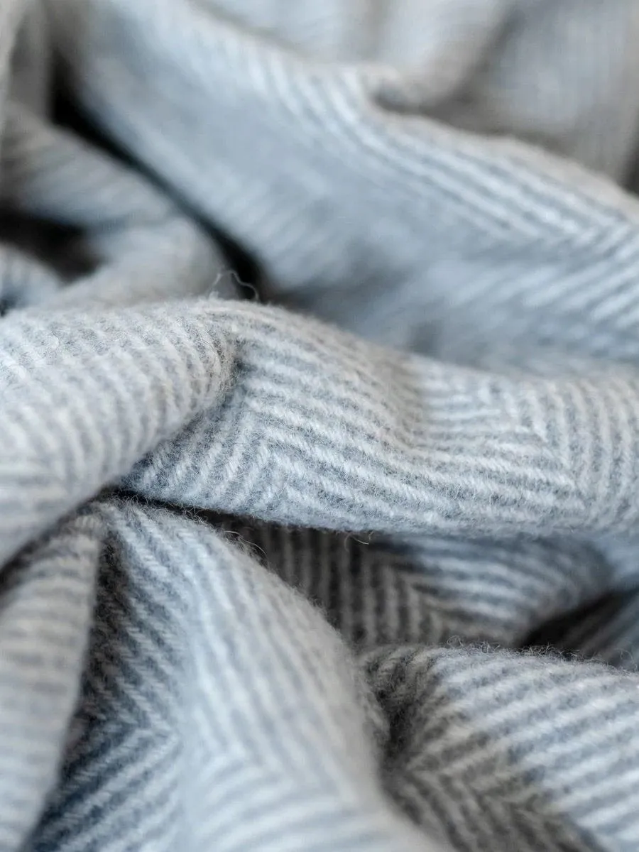 Oversized Recycled Wool Herringbone Blanket