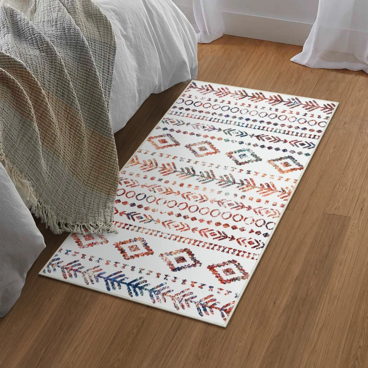 Varena Modern Rustic Farmhouse Moroccan Tribal Multi/White Rug