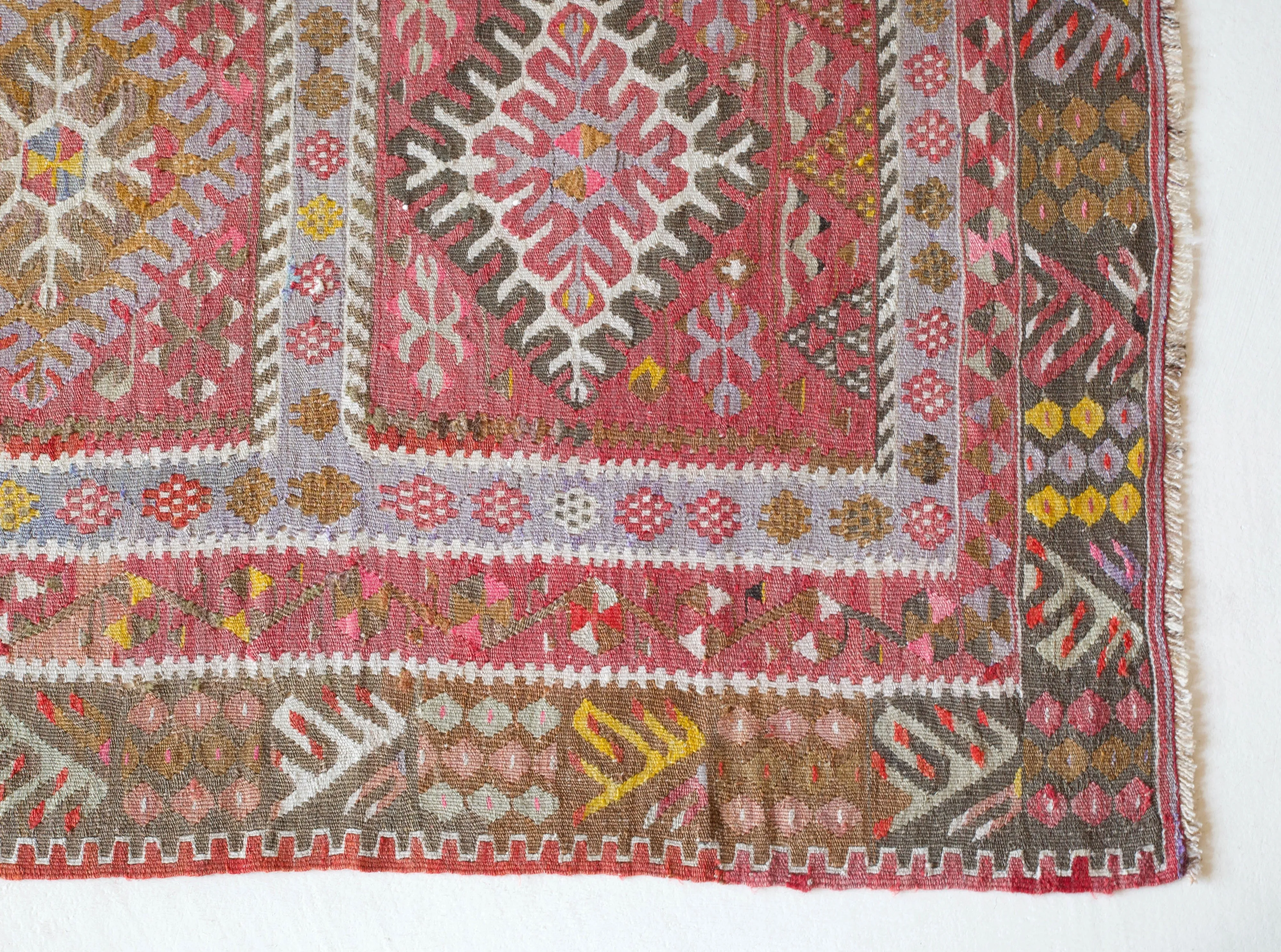 Vintage central Anatolian Kilim Rug 3'6"x4'6"